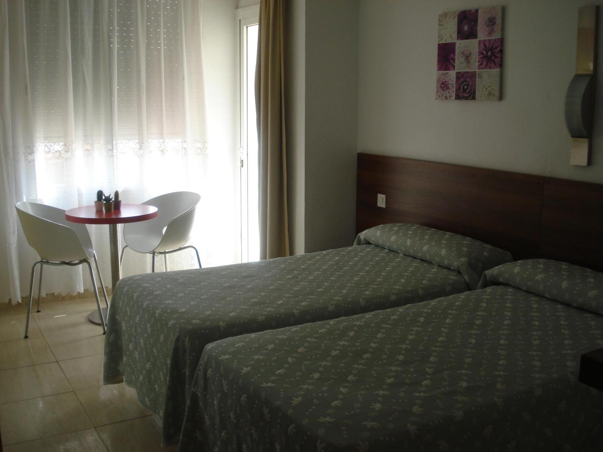 Hostal Margarita Pineda de Mar Camera foto