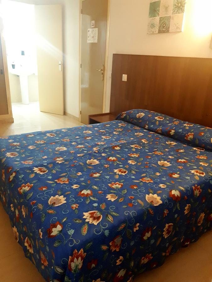 Hostal Margarita Pineda de Mar Esterno foto